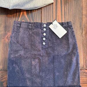 Chaser Button Front Mini Skirt – Blackberry, Size S